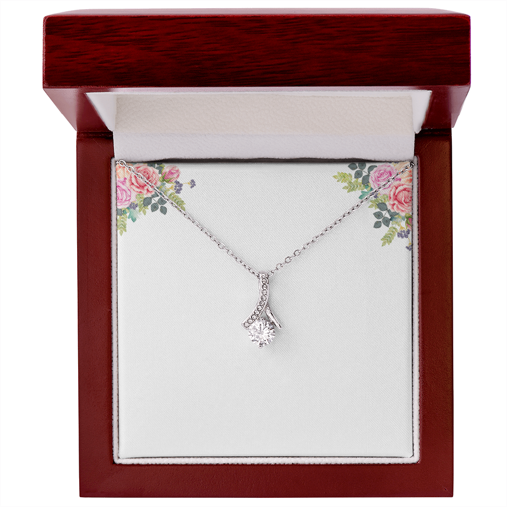 Alluring Beauty Necklace